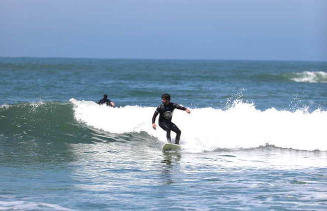 Curso de surf en Esposende - Foto 7
