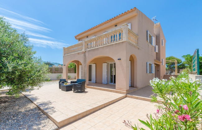 Dones D Aigua 11 in Urbanitzaci s Estanyol - Photo 13