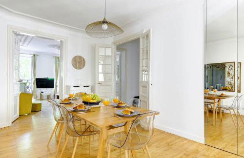 Champs-Élysées & La Défense - 3BR - Paris Vacation Rentals - Foto 11