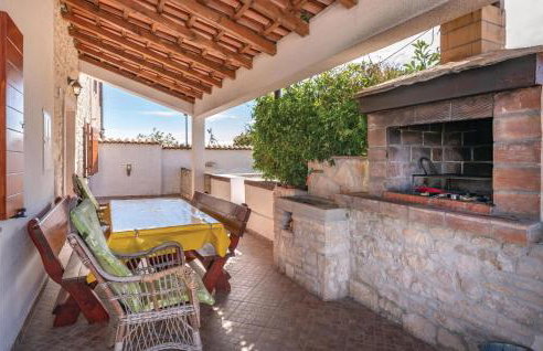 Beautiful Home In Hrboki With Wifi - Foto 5