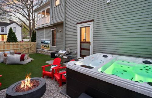 Bourbon Trail Duplex~ HOT TUB~ Walk to Downtown - Foto 7