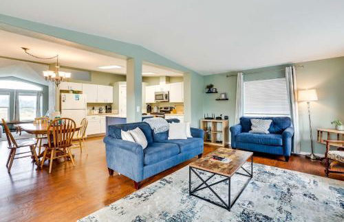 Serene Sequim Retreat with Deck Pets Welcome! - Foto 2