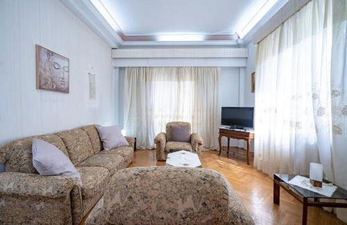 Retro 2-Bdrm House Near Metro in Heraklion by ΜΡS - Foto 54