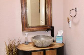 Southwestern Comfort Stay 2B - Foto 35