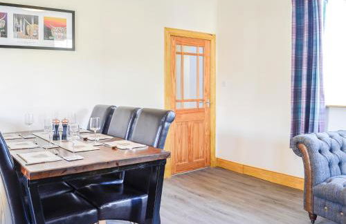 West Lanegate Farmhouse - Photo 5