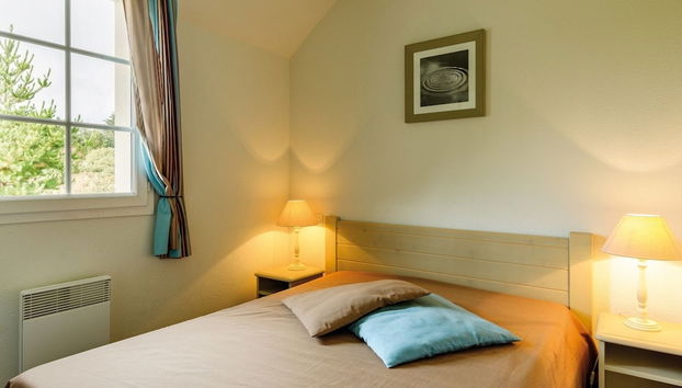 Pleasant Breton Holiday Home Near the bay of Douarnenez - Foto 5, Habitación