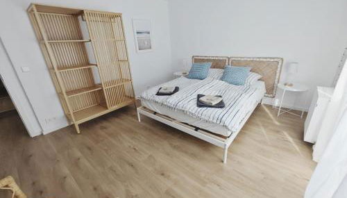 TiCasa Atelier-Parkplatz-Unique-Flughafen-Messe - Photo 3