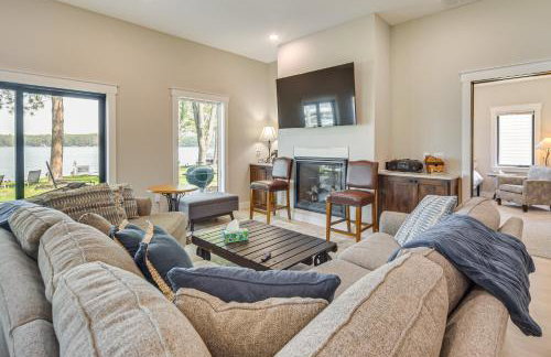 Lake Wapogasset Home with Dock 7 Mi to Amery - Foto 5