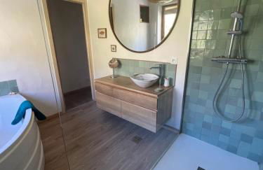 Très belle maison spacieuse et lumineuse, vue sur la station de Risoul et de Vars - Foto 44