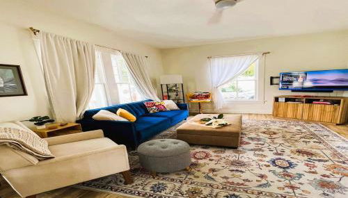 White Magnolia - Bakery Treats, Walk to Beach, Strand, Cruise, Pleasure Pier - Foto 2