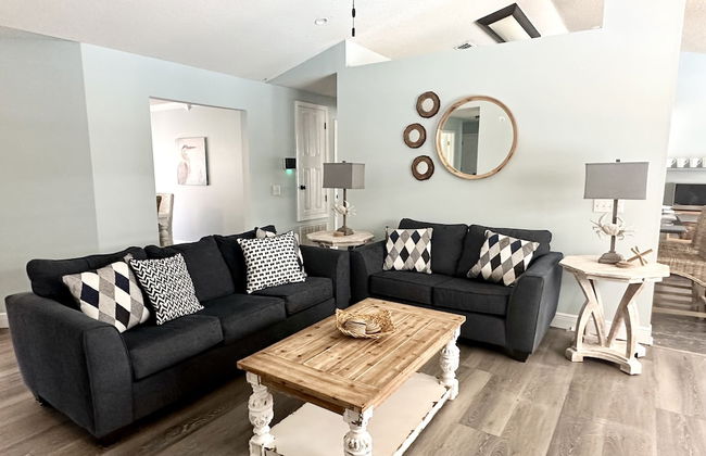 Bayou Breeze 4 Bedroom Home by RedAwning - Photo 13