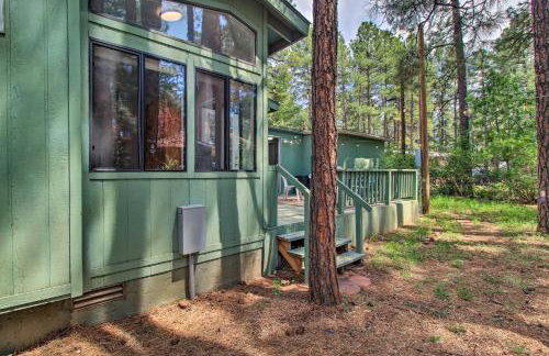 2 Mi to Rainbow Lake Woodsy Retreat with Deck! - Foto 22