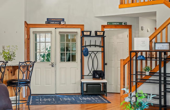 Mountain Escape With Game Room Balcony Stunning Views in the Poconos Christina - Foto 7