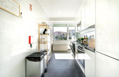 Two bedroom apartment close to train station by Lisbon with Sintra - Foto 16