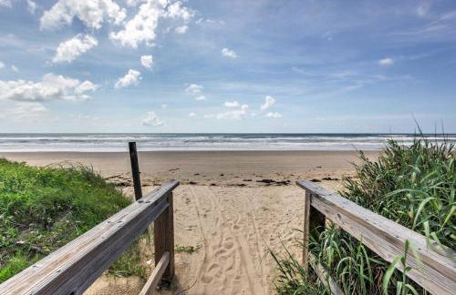 Walk to Gulf Surfside Beach Home with Deck - Photo 30