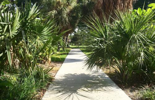 Palm Beach Vacation Home-Downtown-Gameroom-Grill - Foto 58