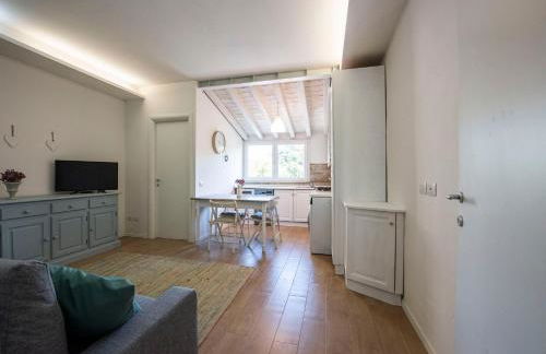 99 Via Esino - Foto 1