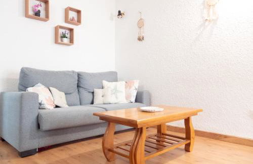 Apartamento céntrico a segunda línea de playa - Foto 3