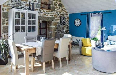 Awesome Home In Trézélanbégard - Foto 6