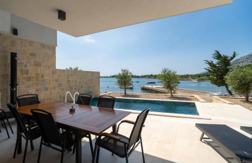 Beachfront Escape Villa Nevera - Foto 49