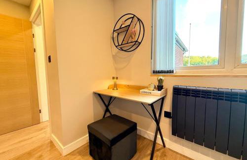 Detached Modern Flat 8 Min Walk to Pudsey Station - Foto 16