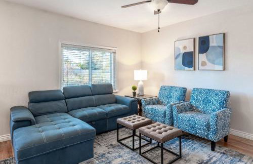 Business in Front and Fun in the Back Pets too - Photo 7