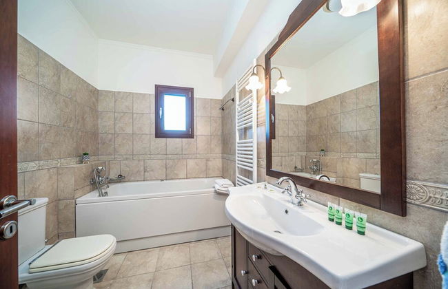 Classic Villa - Photo 47