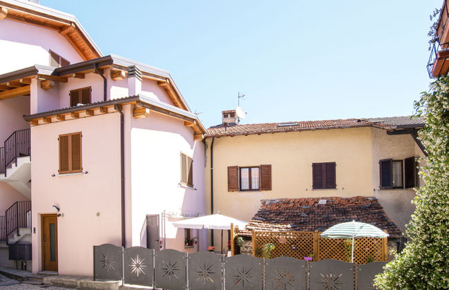 Laura (DMA320) - Foto 1