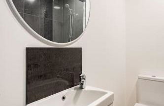 2BD Mews House in East London, walking distance to High Street and Tube - Foto 16