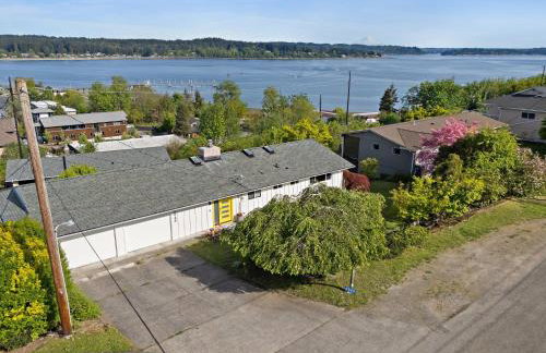 Water & Mountain View Apt - Walk to Waterfront - Foto 10