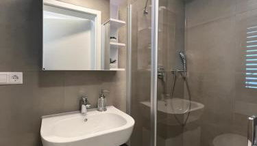 Karlsruhe Finest Apartment 2 - Photo 4