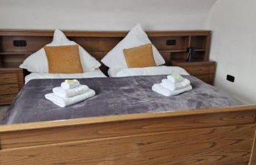 M B Homes Schlatt Fewo2 - Photo 1