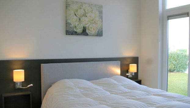 Chalet in Zeeland by the Lake - Foto 2, Habitación