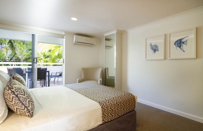 The White House Port Douglas - Foto 2