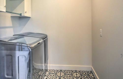 Spacious Texas Getaway with Fire Pit and Pond! - Foto 30