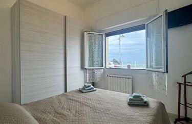 Casa Mare - Bilocale sul Lungomare di Santo Stefano al mare - Foto 3