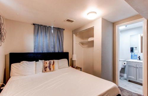 Spacious family home in Littleton with fenced yard - Foto 28