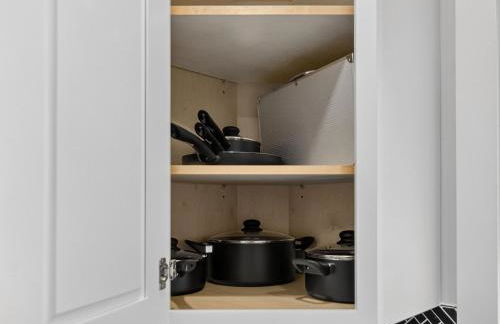 LUX Retreat Home with Yard - Foto 22