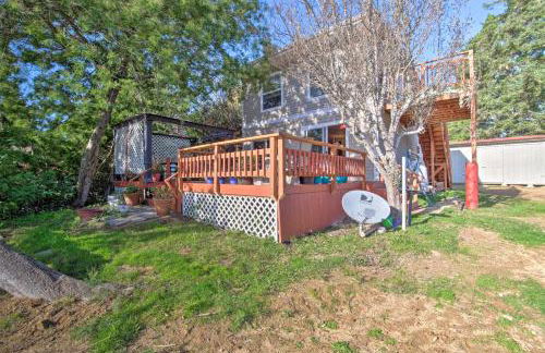 Waterfront North Bend Home 9 Miles into Town - Photo 25