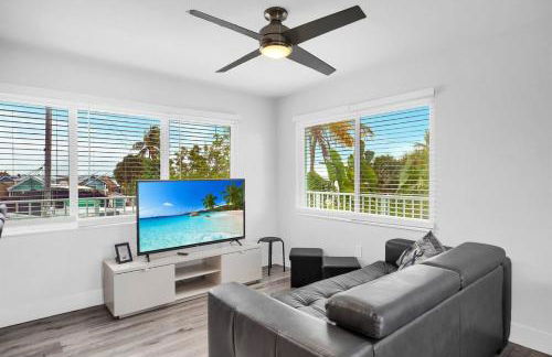 Waterfront Studio 1, Kayaks, Pool, Bay View, Wifi - Photo 7