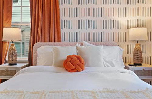 Hot Tub & Pool Table Mins to Beale Renovated - Foto 18