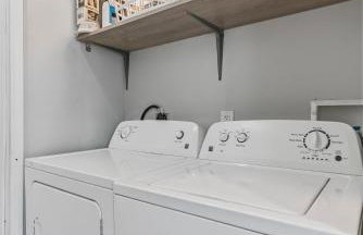 Abstract Haven | Stylish 1BR by Tower Grove - Photo 16