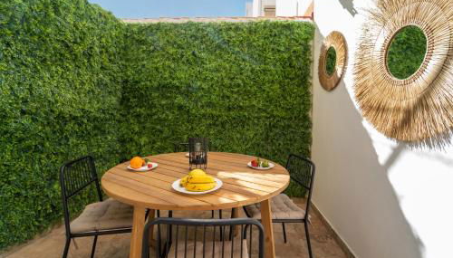 Málaga Chic Retreat - Photo 2