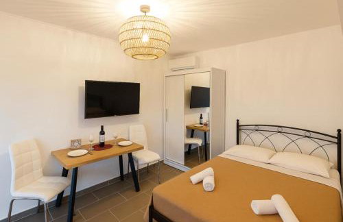 VE Apartment - Photo 9