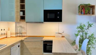 La Costa Penthouse - Photo 2, stove, dishwasher