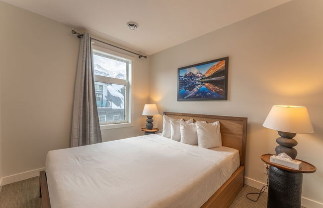 Skyridge 401 by Canmore Premier - Photo 2