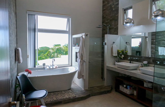 Luxury Hillside Estate at Nativa Resort by RedAwning - Foto 22