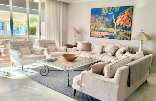 PUENTE ROMANO LUXURY PENTHOUSE, Beachside & Sea Views - Foto 3