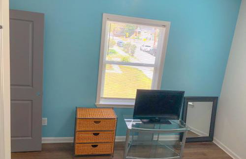 Beautiful Home in Atlanta - Photo 6