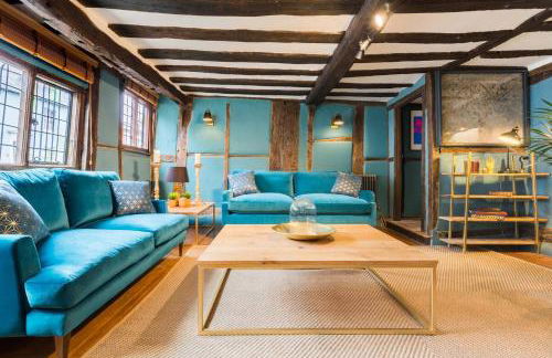 3 MASONS COURT The Oldest House in Stratford Upon Avon, Warwickshire. - Foto 5